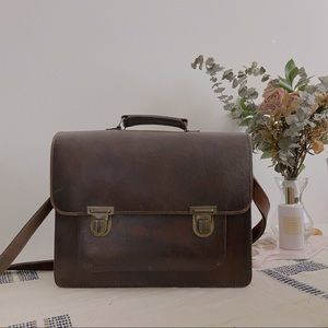 Beara Beara Santa Anna satchel bag by Taylor Swift